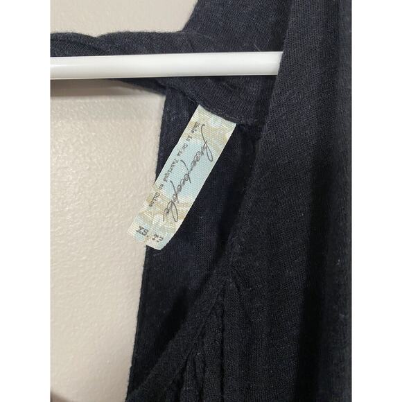 Free People Tank Top  Women's XSMALL Black Relaxed Bubble Hem Open V Back Cutout - Picture 5 of 6